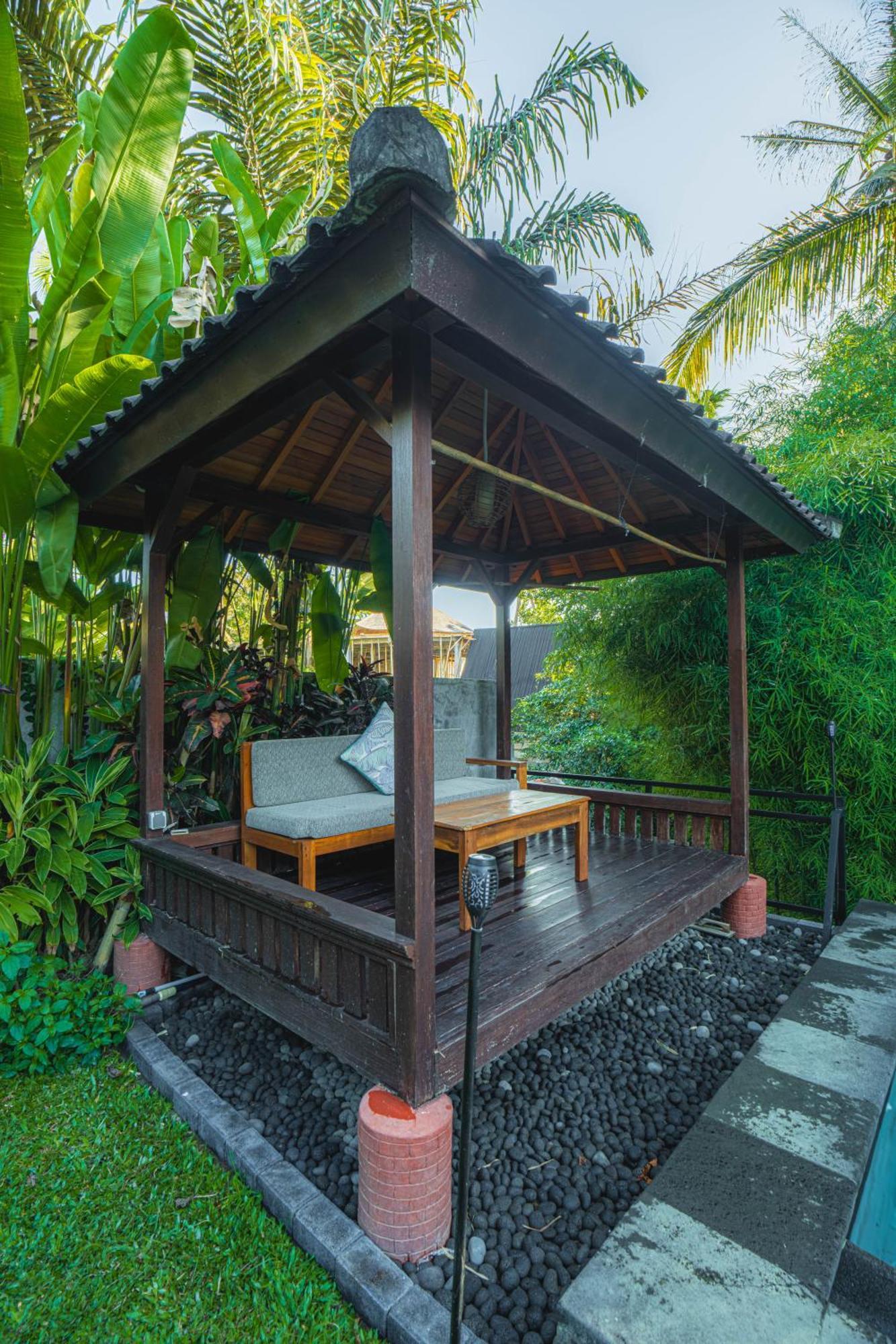Rumanero Bunglows Ubud Extérieur photo